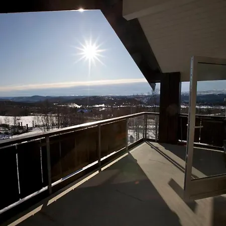Spacious 3-bedroom With Panoramic Views *