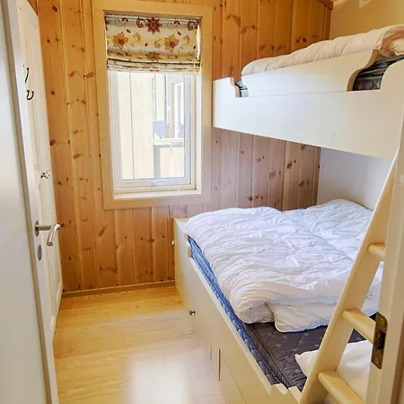 Spacious 3-bedroom With Panoramic Views