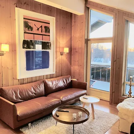 Spacious 3-bedroom With Panoramic Views Beitostolen
